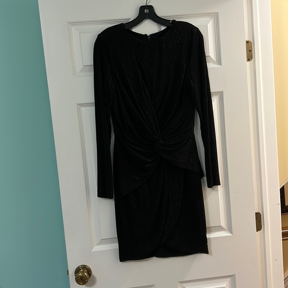 Dress the Population black shimmer l/s dress with cutout & gathered waist medium